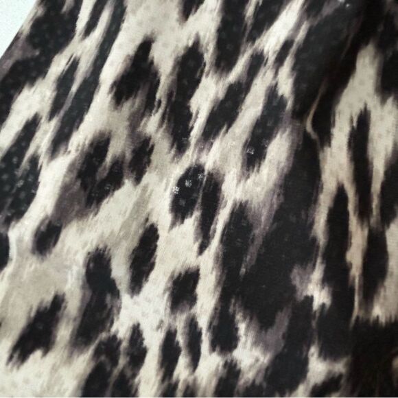Susan Graver Black/Gray Animal Print Pullover Top Scoop Neck 3/4 Slv Sz Large - Picture 5 of 7